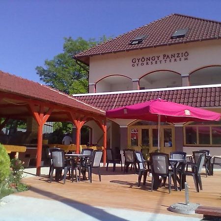 Gyongy Panzio Hotel Velence Luaran gambar
