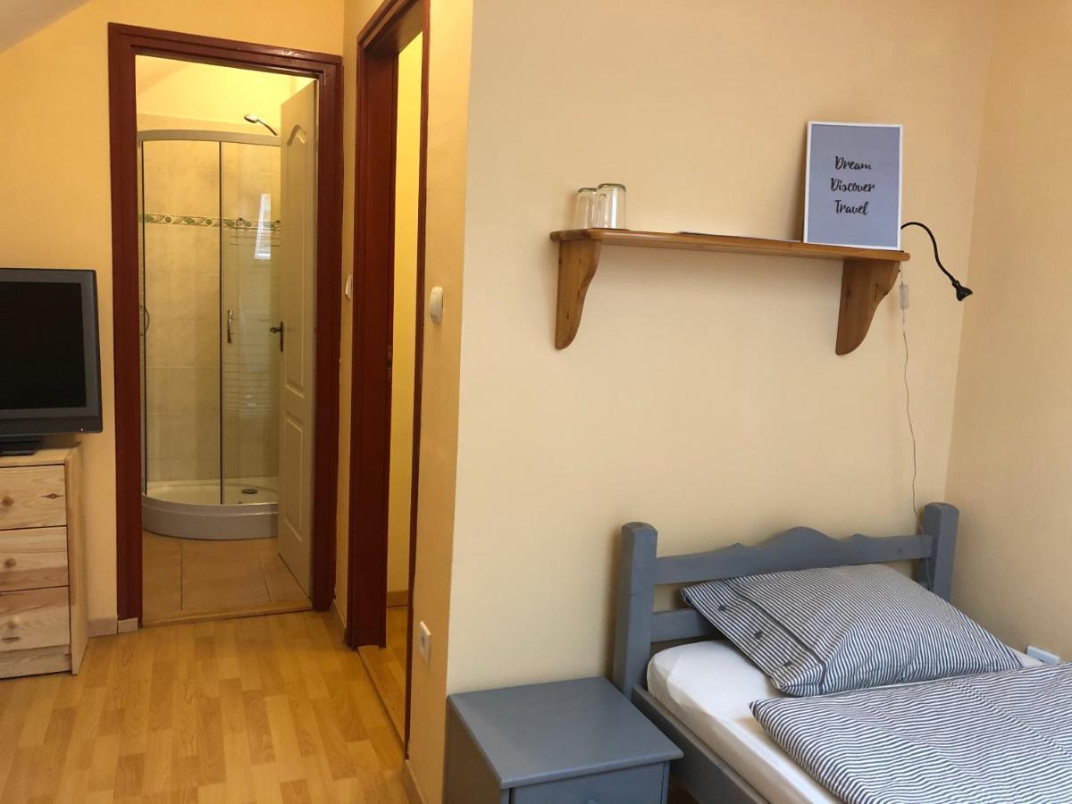 Gyongy Panzio Hotel Velence Luaran gambar