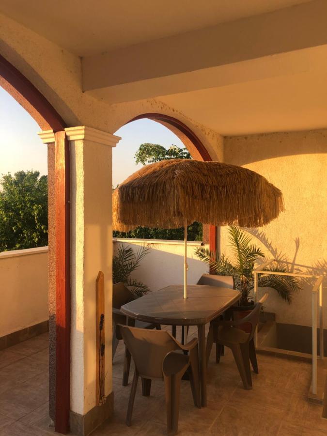 Gyongy Panzio Hotel Velence Luaran gambar
