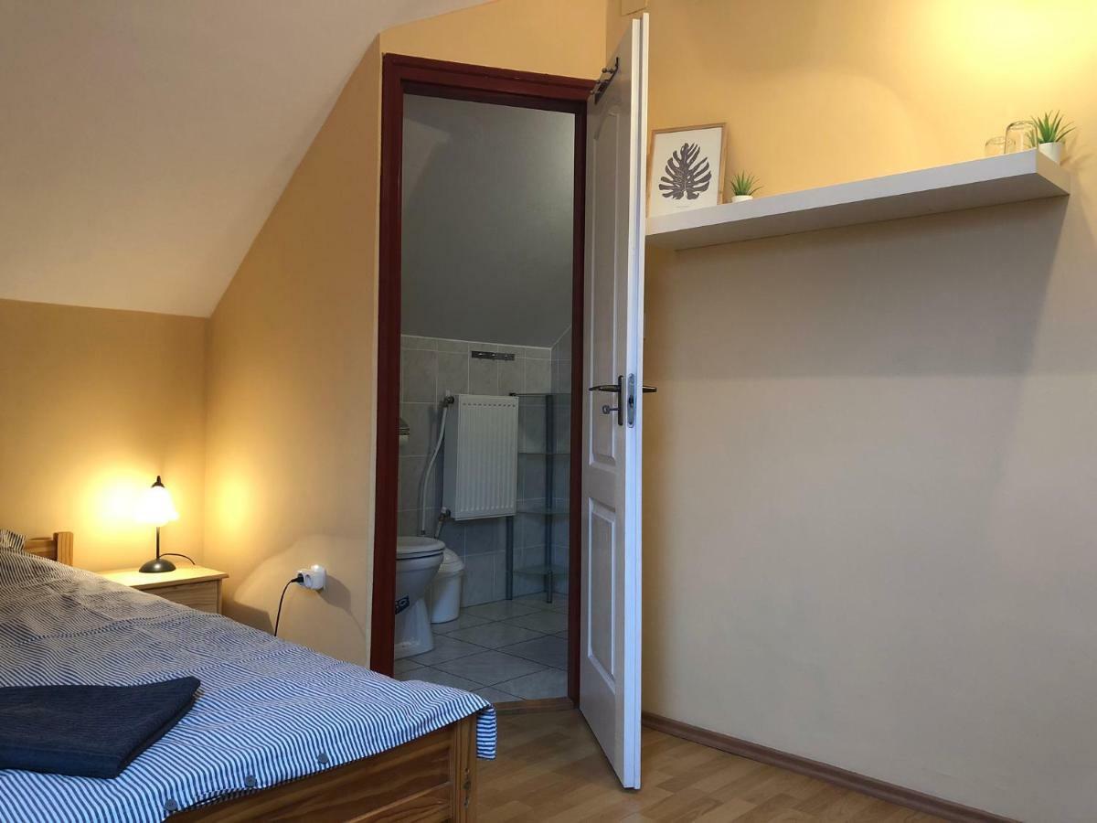 Gyongy Panzio Hotel Velence Luaran gambar