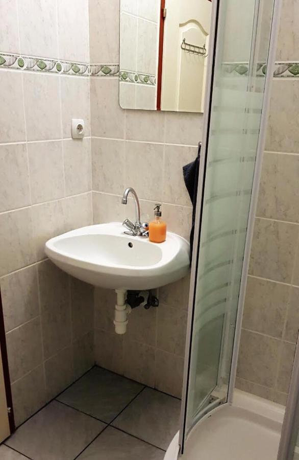 Gyongy Panzio Hotel Velence Luaran gambar
